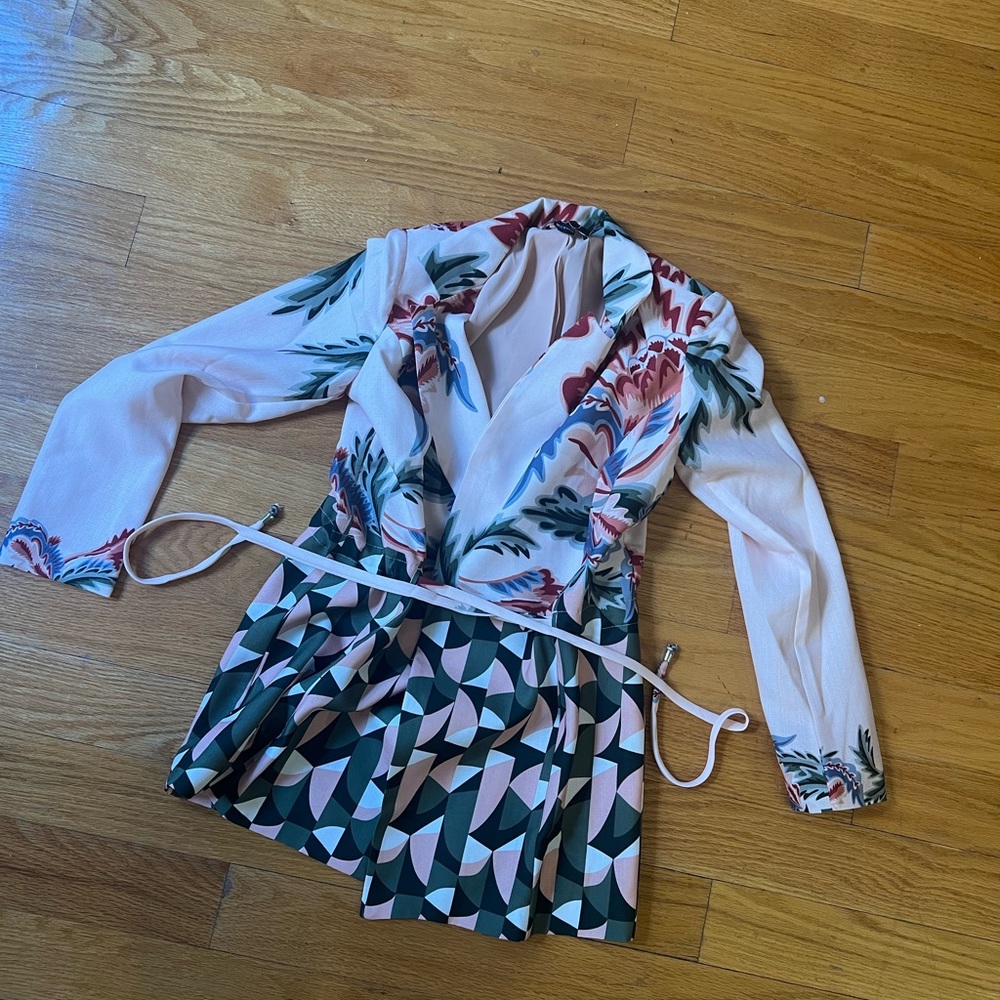 XS PATBO Pink PLITKA TIE-WAIST BLAZER - Picture 7 of 7